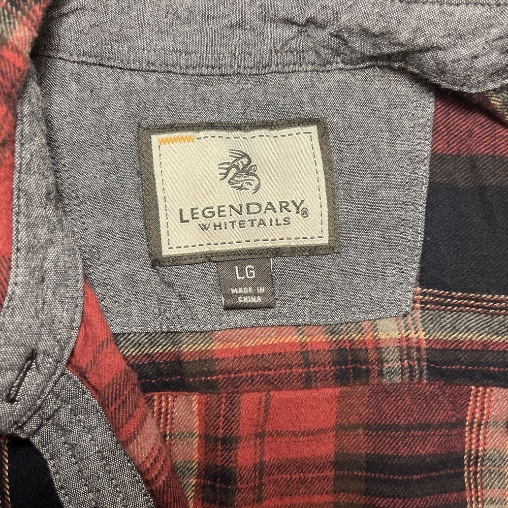 Men’s Legendary Whitetails Red and Black Flannel - Picture 2 of 7